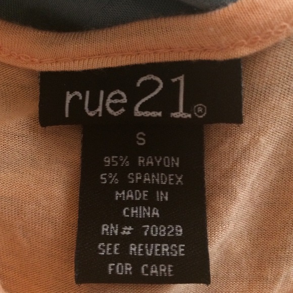 Rue 21 peach tank top with ruffles - Picture 3 of 4