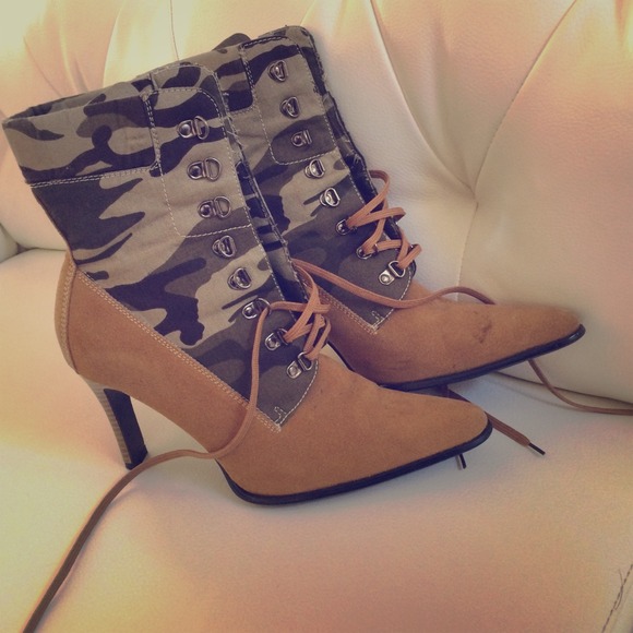 Camo ankle heels