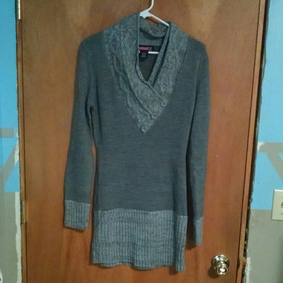Oversized gray sweater