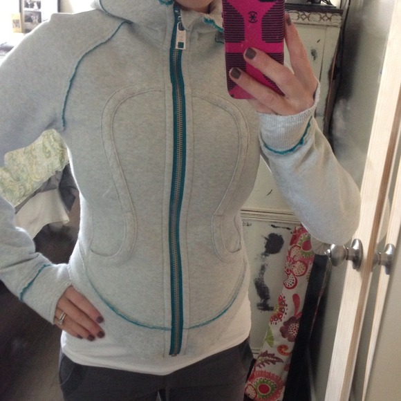 Cropped Scuba Hoodie (See listing in my closet)