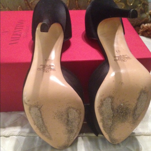 Valentino D'orsay Pumps .💥💥Price reduced 💥💥 - Picture 3 of 4