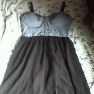 Cute dress!