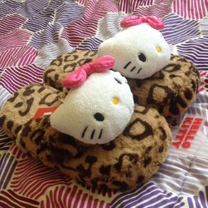 Hello Kitty house slippers