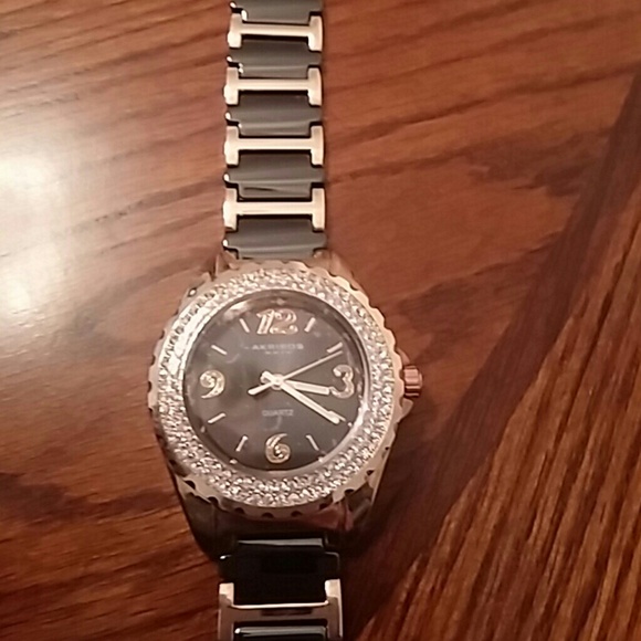 Watch with cubic cz all the way around it