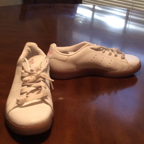 Shoe