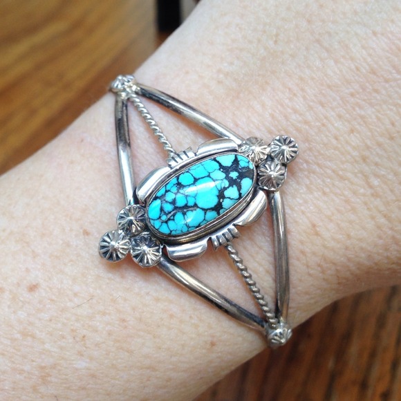 STERLING & TURQUOISE CUFF BRACELET - Picture 4 of 4