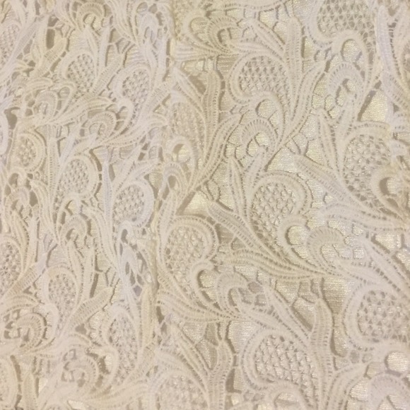 Lace white shirt - Picture 2 of 4