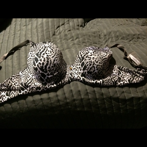 Jenifer Lopez collection bra