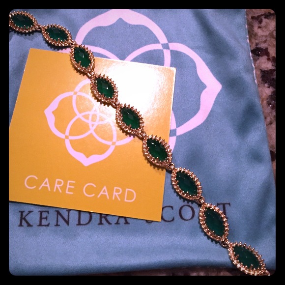 Kendra Scott Jewelry - Kendra Scott "Jana" bracelet