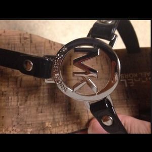 Michael Kors flip flops