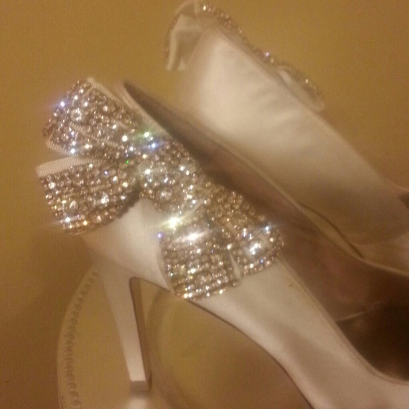 SOLD Wedding satin heels - Picture 3 of 4