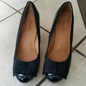 Black bow tie heels
