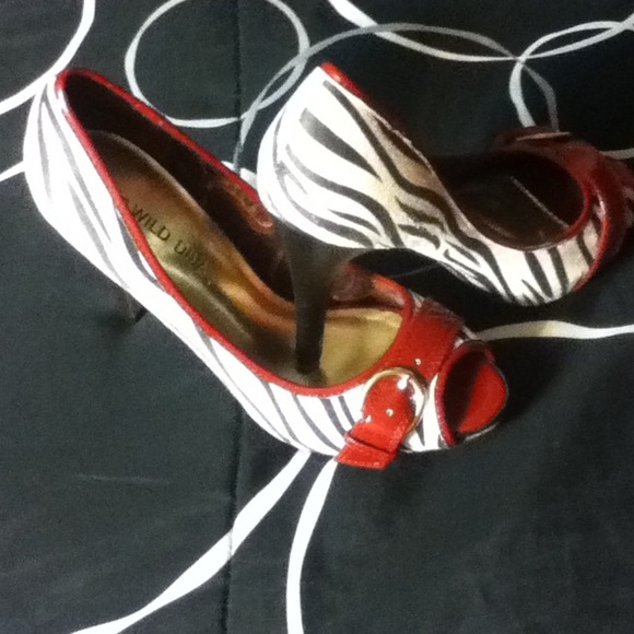 Zebra print Highheels - Picture 1 of 4
