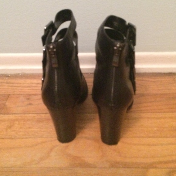 SOLD - Picture 4 of 4