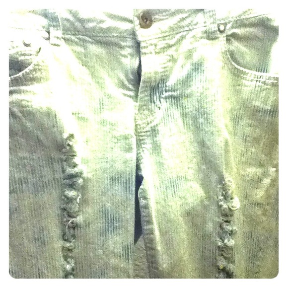 ✨Ripped ashy skinny jeans✨ - Picture 1 of 1