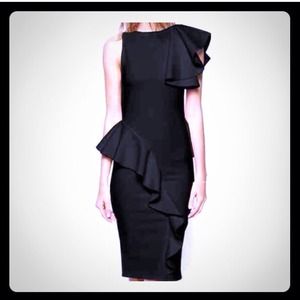 💣Sassy little black dress💣