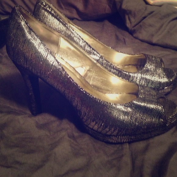 Wet Seal Silver Heels
