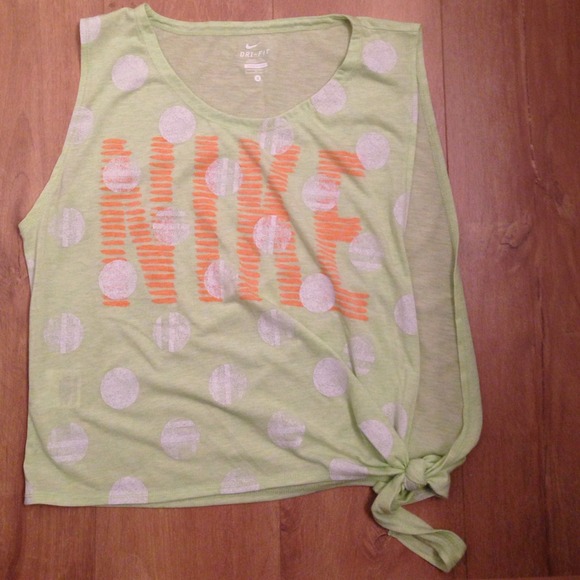 Nike t-shirt/tank