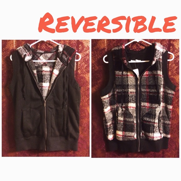 REVERSIBLE Hooded Zip-Up Sweater Vest