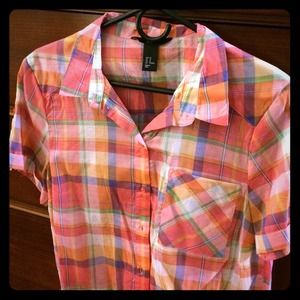 Sheer short sleeve bottom down pastel plaid shirt