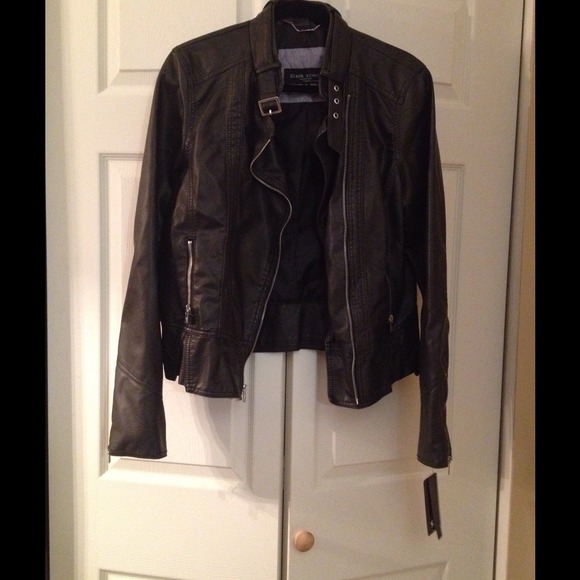 Moto jacket in Black (price is FIRM)