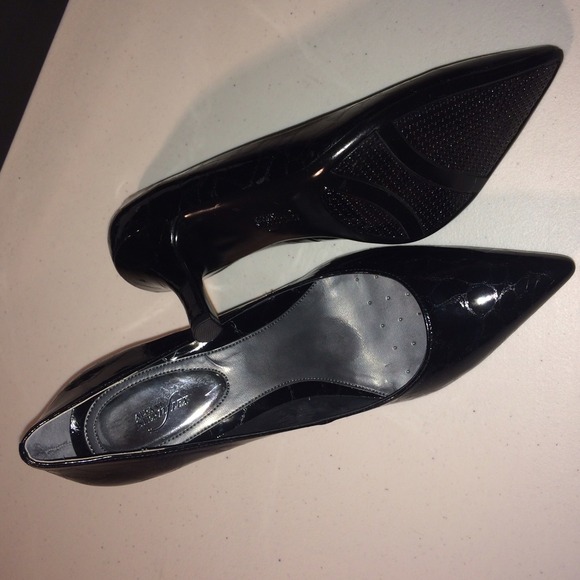 Black Gracie Alfani High Heels Size 9.5M - Picture 3 of 4