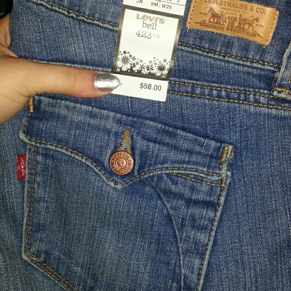 Jeans - Picture 2 of 3