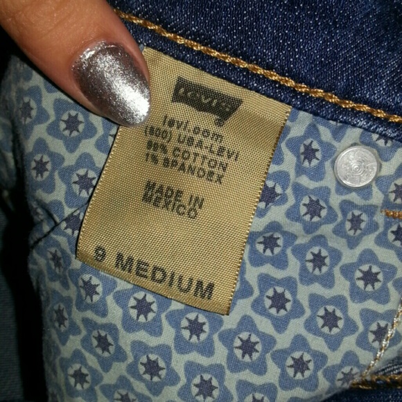 Jeans - Picture 3 of 3