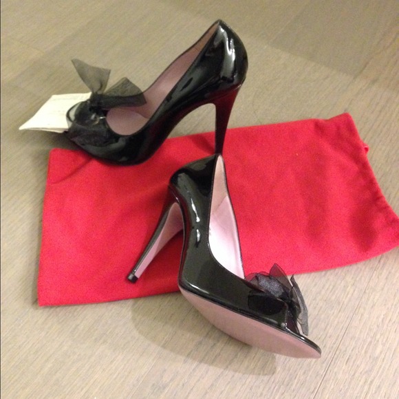 RED Valentino Shoes - 24HourSale: HPx4 NWT Mesh Bow RED Valentino pumps