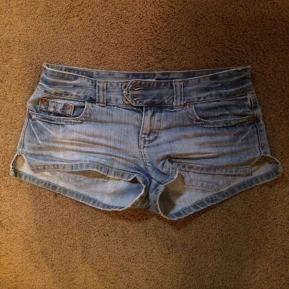 American eagle shorts size 2