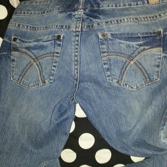 Jeans - Picture 3 of 3