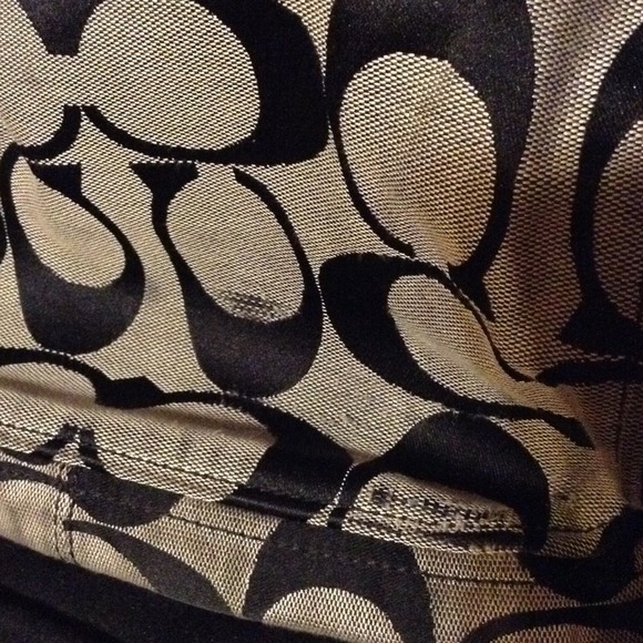 100% Authentic Coach 🎉🎉 - Picture 2 of 3