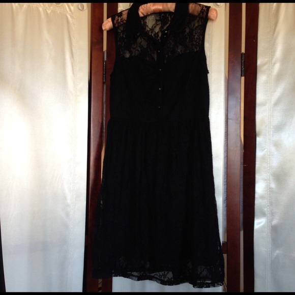 SOLD - Picture 2 of 4