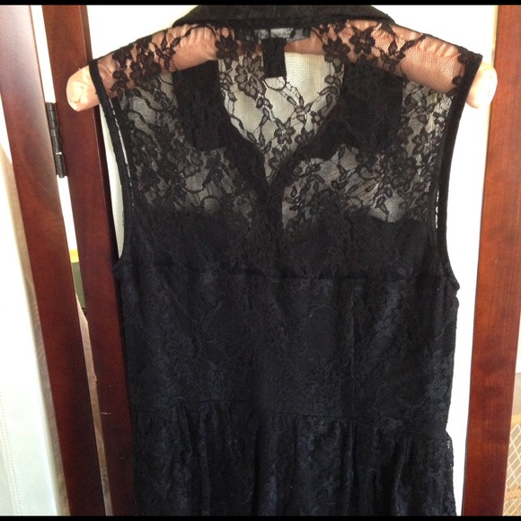 SOLD - Picture 3 of 4