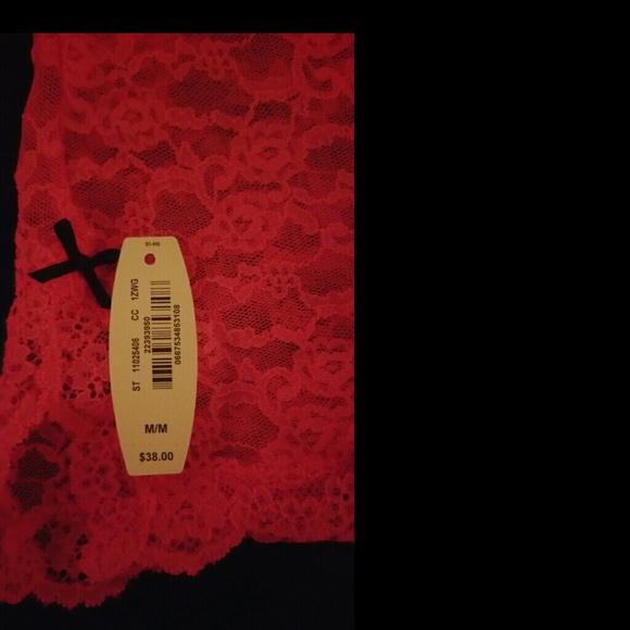 Victoria secret  lingerie and lip gloss bundle - Picture 3 of 4