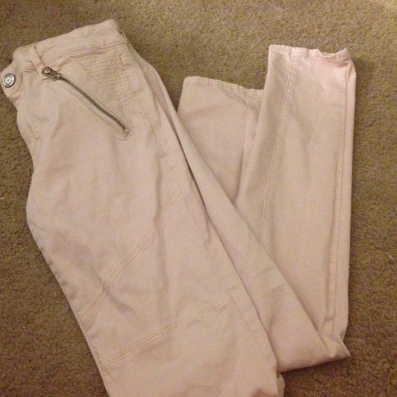 Baby pink AE jeans