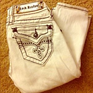 Rock revivals size 24