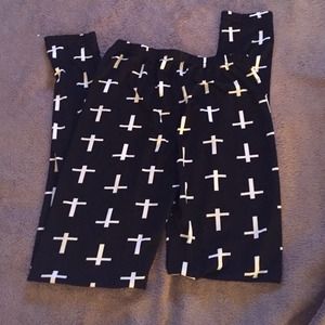Cross Leggings
