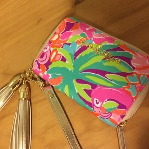 NWOT Lilly Pulitzer Wristlet 🌴