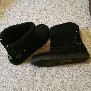 Black Guess Boots