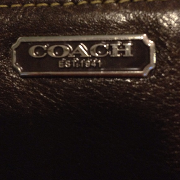 Coach wristlet - Picture 2 of 3
