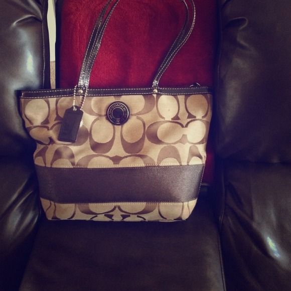 Coach purse-need gone!!