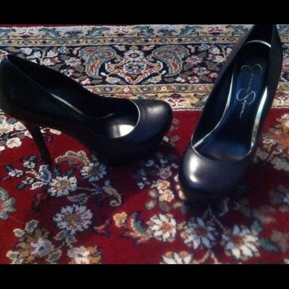 Jessica Simpson black leather platform mary janes