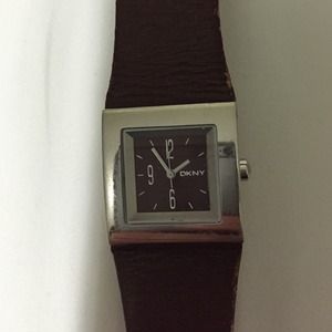 DKNY preloved watch silver tone
