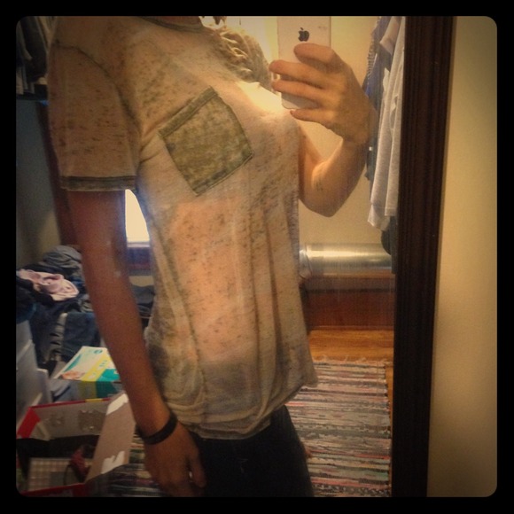 Well worn camo tee.