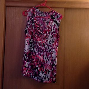 Sola in Bundle - Sleeveless Top with reds and pink