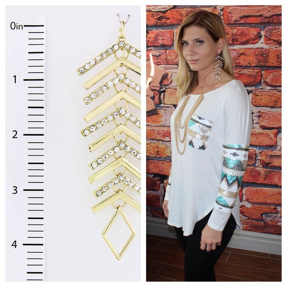 Crystal fishbone earrings - Picture 3 of 3