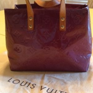 Authentic Louis Vuitton vernis bag
