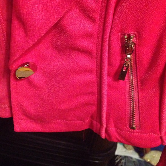 Pink Tobi jacket - Picture 3 of 3