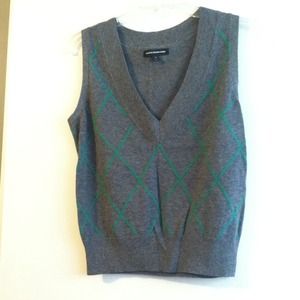 Sweater vest grey w/ green M